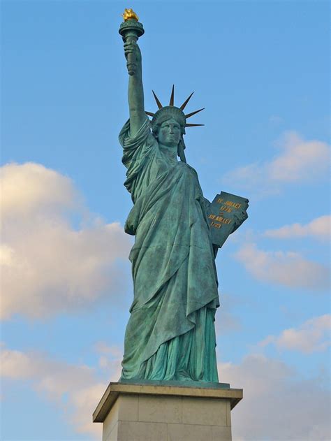 Statue of Liberty Historical Facts and Pictures | The History Hub