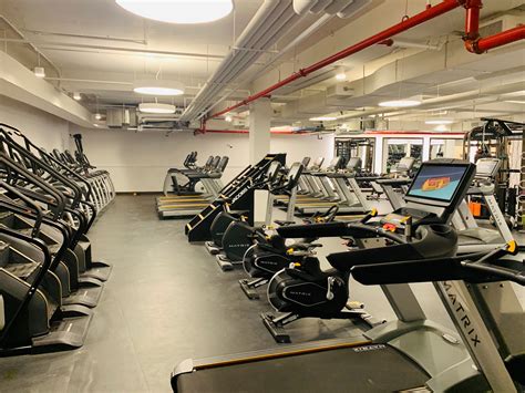 A Review Of The Worlds Largest Hotel Gym At The Twa Hotel Fittest Travel