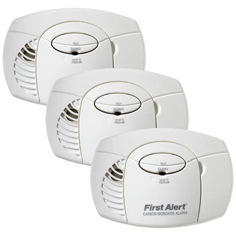 First Alert Co400 Carbon Monoxide Detector Battery Operated 3 Pack