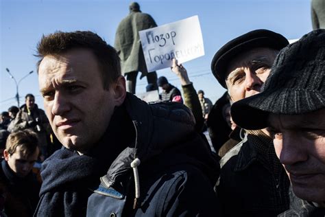 Основатель фонда борьбы с коррупцией. Сегодня Алексей Навальный в Барнауле будет открывать свой ...
