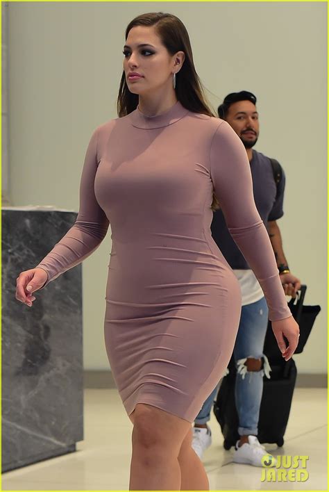 Ashley Graham Used To Think Being Pretty Was About Sex Photo 3897450 Photos Just Jared