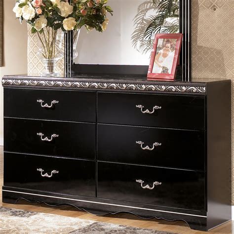 With options ranging from 6 drawer dressers to 4 drawer dressers and lingerie dressers, totally furniture has the selection to suit your needs. Signature Design by Ashley Constellations 6 Drawer Dresser ...