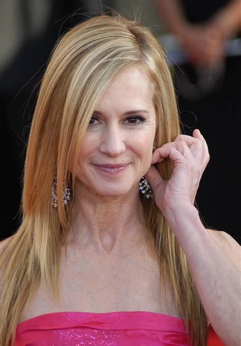 15th Annual Screen Actors Guild Awards Holly Hunter Photo 25791604
