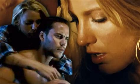 Taylor Kitsch Claims Savages Sex Scenes With Blake Lively Were Awkward