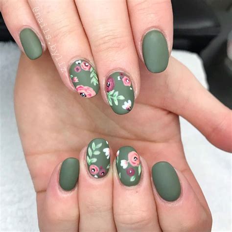 30 Simple Spring Nail Design Ideas That Are Looks Pretty Flower