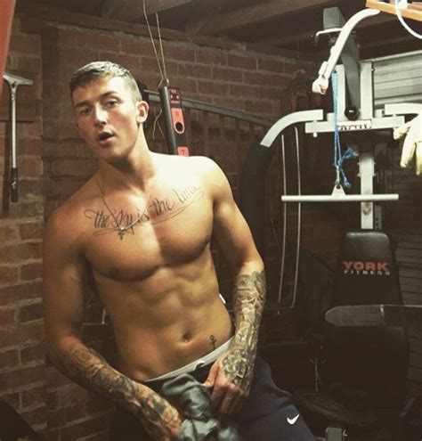 The Stars Come Out To Play Jack Walton New Shirtless Twitter Pics
