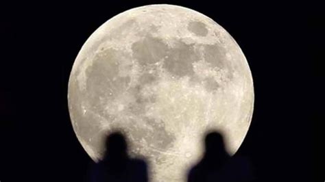 Super Snow Moon Tonight The Lunar Orb Will Present A Rare Visual