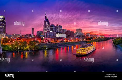 Nashville Skyline With Boat Stock Photo Alamy