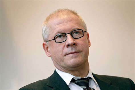 Hannu Leskisen seuraajaksi Pohjois-Pohjanmaan sairaanhoitopiirin johtajaksi haki 10 henkilöä ...