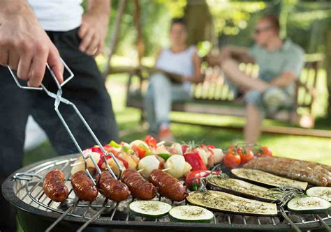 How To Throw The Best Backyard Barbecue Best Pick Reports