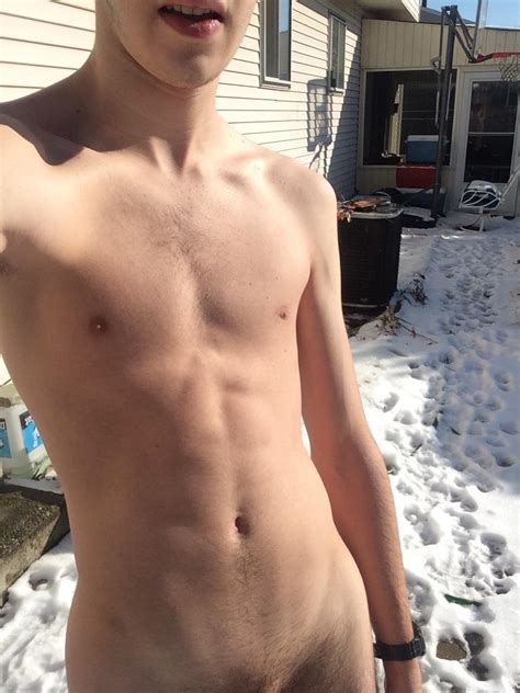 Naked In The Snow R Twinks