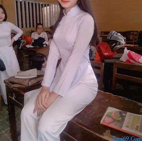 【画像】ベトナム少女にアオザイ着せたままセ クスしたら最高すぎたww ポッカキット