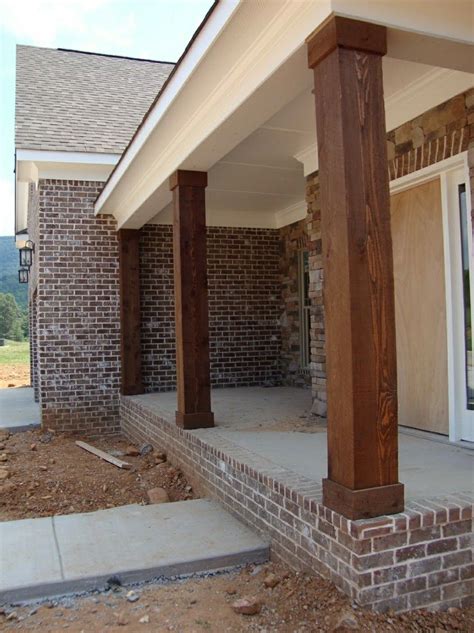 Love These Thick Stained Porch Columns Porch Remodel House