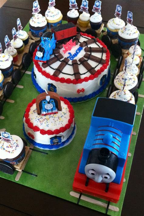 Thomas The Train Cupcake Train And Cakes Thomas Birthday Thomas