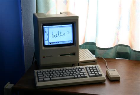 Macintosh Completa 30 Anos Zap