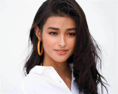 Pin By Yami Sanjuan On Liza Soberano Beauty Girl Filipina Beauty Liza Soberano Instagram