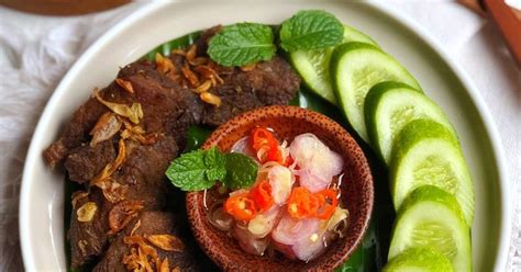 1.692 resep gepuk sapi ala rumahan yang mudah dan enak dari komunitas memasak terbesar dunia! Menu Gepuk Daging Sapi / Resep Membuat Empal Daging Sapi Suwir Yang Gurihnya Bikin Nagih : Untuk ...