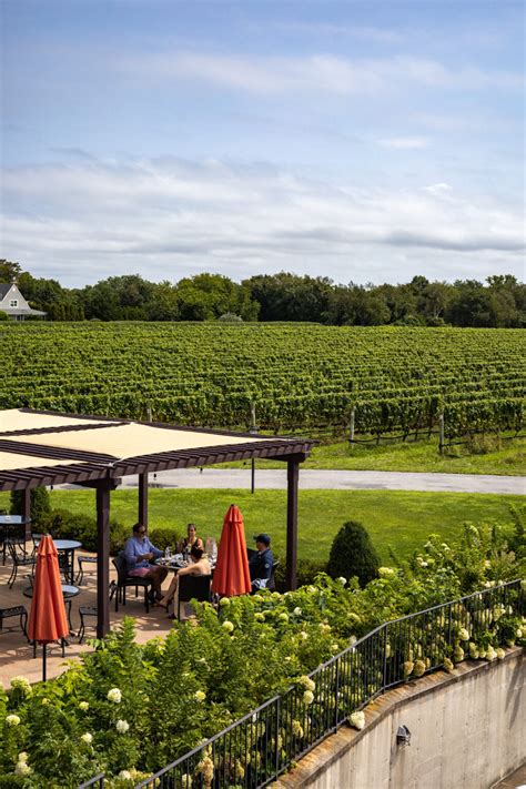 12 Fun Long Island Wine Tours And Tastings Hidden Gems