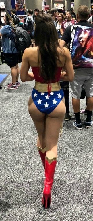 Pin On Wonder Woman Cosplay