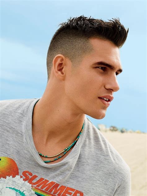 The Summer Haircut That Every Man Should Try Mens Summer Hairstyles Mens Hairstyles Medium