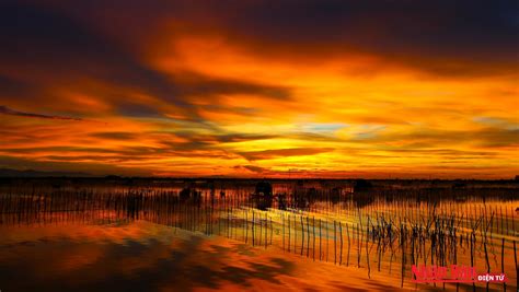 Stunning Sunset On Tam Giang Lagoon