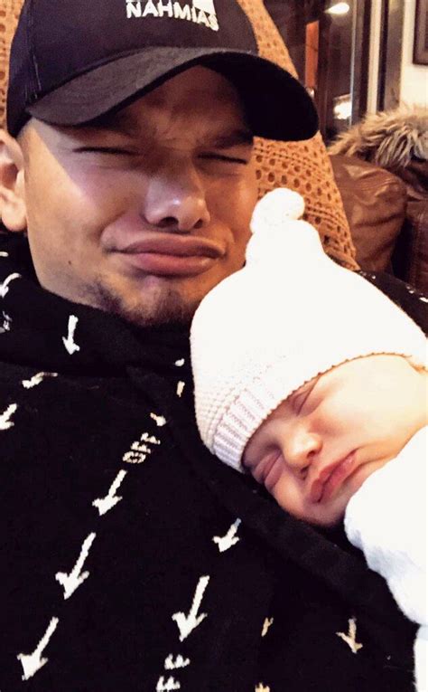 Photos From Kane Brown S Most Adorable Dad Moments E Online Artofit