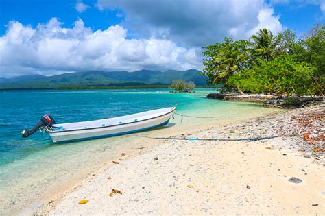 Top 4 Best Beaches In Micronesia