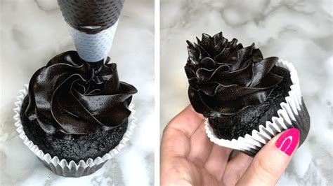 The Best Black Buttercream Icing Table And Flavor