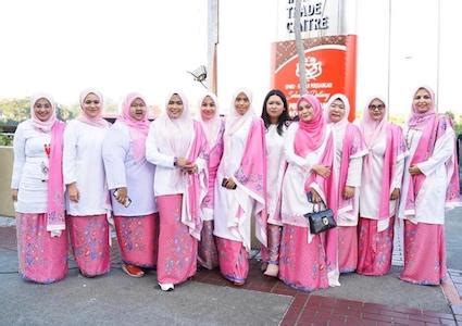 Puteri Umno Malaysia mempersembahkan RINDU - Malaysia Today