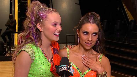 Jojo Siwa Makes Deal With ‘dwts Partner Jenna Johnson To Pluck Her