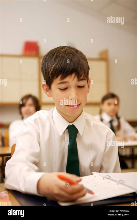 Colegialas Ordenadas Fotografías E Imágenes De Alta Resolución Alamy