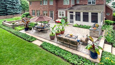 Rmps landscaping is your choice for castle rock landscaping, landscape design, decks, water features, concrete, patios and much more. Professional Residential Landscape Designer |Thomas Landscapes