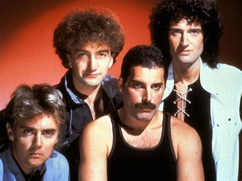 Queen are a british rock band formed in london in 1970. Bands tune up with new members