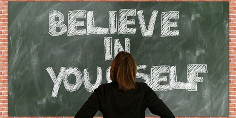 Nous vous invitons à essayer la plateforme chance qui vous propose un parcours 100% en ligne pour choisir le travail qui vous rendra heureux(se) avec un essai gratuit. Formation sans diplôme