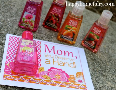 5 out of 5 stars. Easy Mother's Day Gift Idea - FREE Printable! | Mother's ...