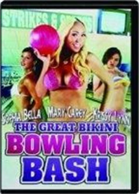 Great Bikini Bowling Bash Cenas De Nudez