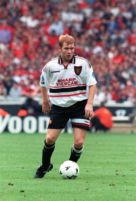 Paul Scholes Manchester United 1998 Manchester United Images