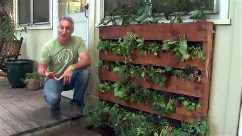 Creating A Pallet Garden Step By Step Instructions