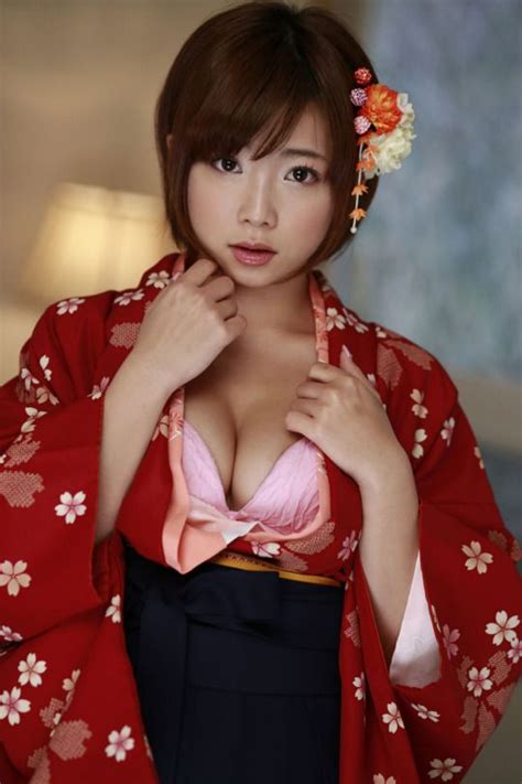 Mana Sakura Asian Woman Asian Girl Actress Amy Jackson Ps4