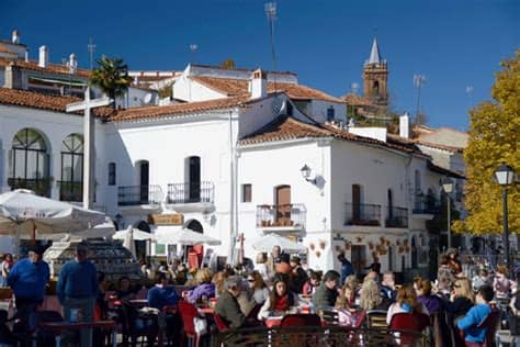 Casas rurales casa tinoco es un negocio ubicado en don enrique gonzález, 2, fuenteheridos. El encanto de Fuenteheridos visto por #ElRincondeNacho ...