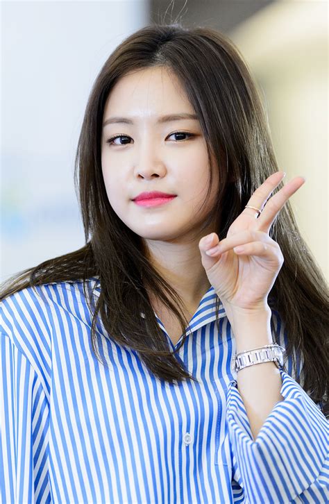 Fileson Na Eun At Duoback Fansigning Event 5 March 2016 04