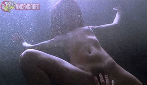 Naked Juliette Lewis In Blueberry