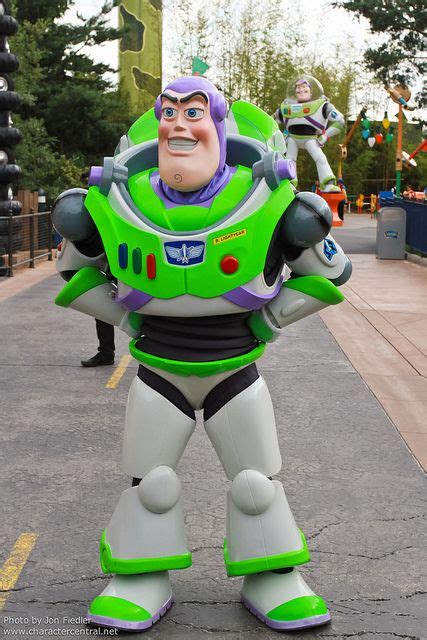 Pixar At Disney Character Central Disney Characters Costumes Disney