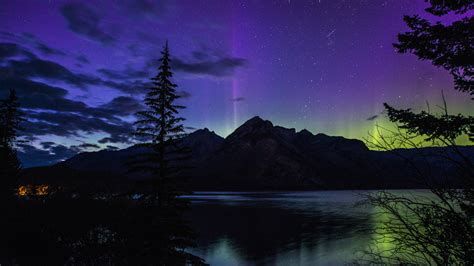 Download Aurora Borealis Banff National Park Alberta Canada 1280x720