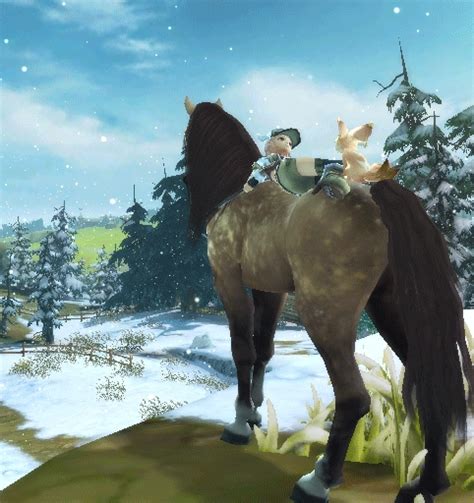 You can race through deserts and around tracks to secure a win. Alicia Online v Zimě