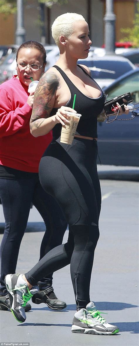 Amber Rose Shows Off Her Famous Assets In Super Tight Gym Gear Daily Mail Online