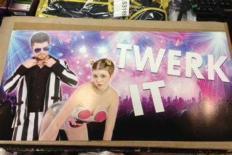 Miley Cyrus Halloween Costume Twerking Robin Thicke Miley Cyrus