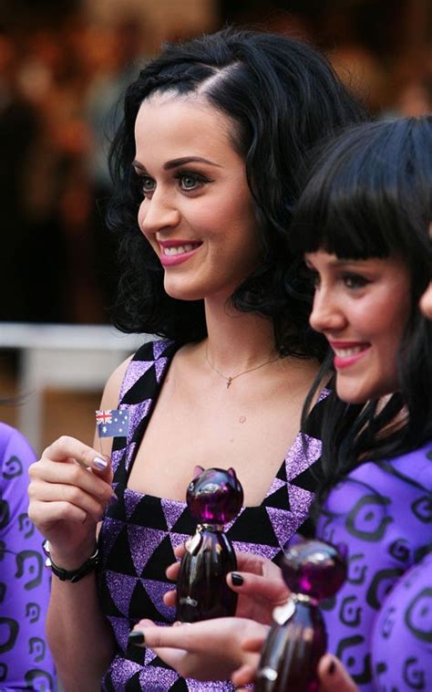 Tech Plickers Katy Perry S Australian Purr Perfume Launch