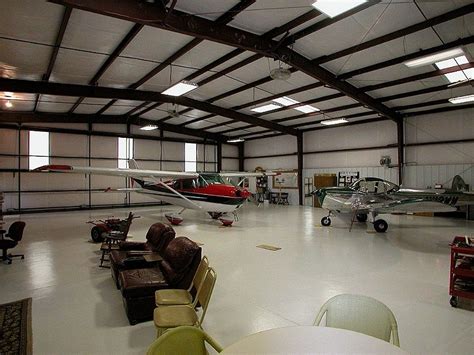 Private Airstrip Home In Alabama With Hangar