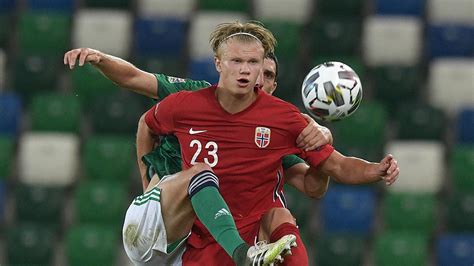 Erling haaland (erling braut haaland, born 21 july 2000) is a norwegian footballer who plays as a striker for german club borussia dortmund, and the norway national team. Erling Haaland Is Beyond Explanation At This Point | The18